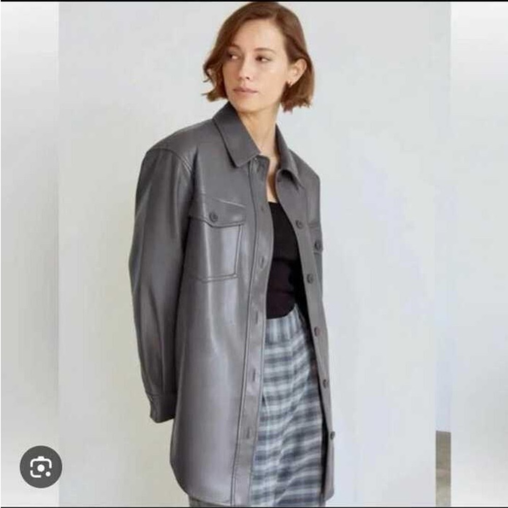 Aritzia Ganna Jacket Vegan Leather in Peppercorn Trench